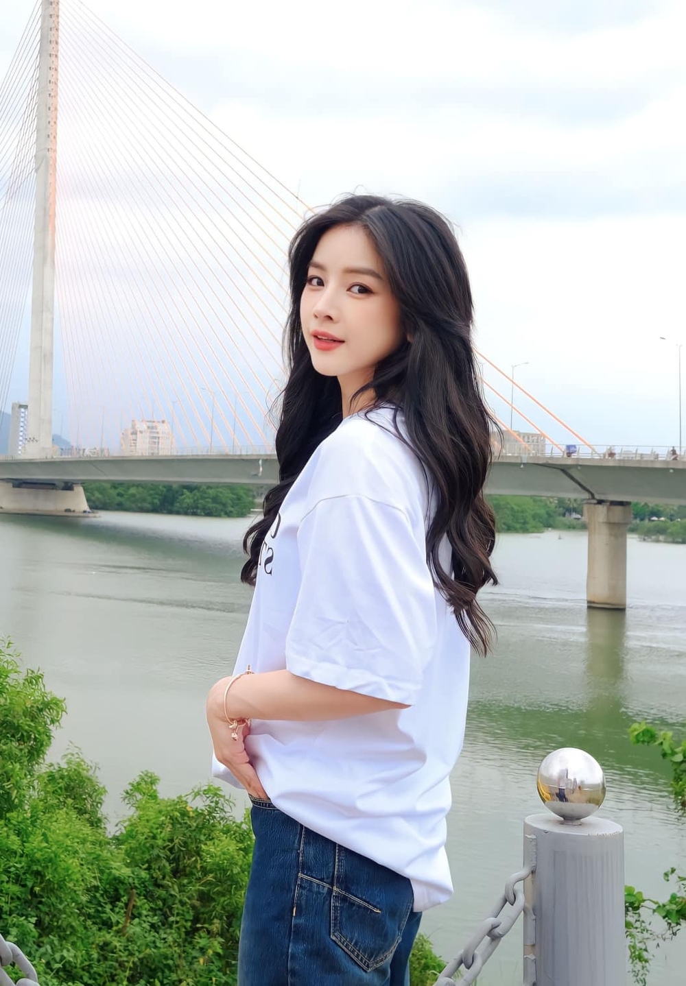 DJ Mie chăm chút kỹ ngoại hình sau 3 năm yêu Hồng Thanh - Hình 1