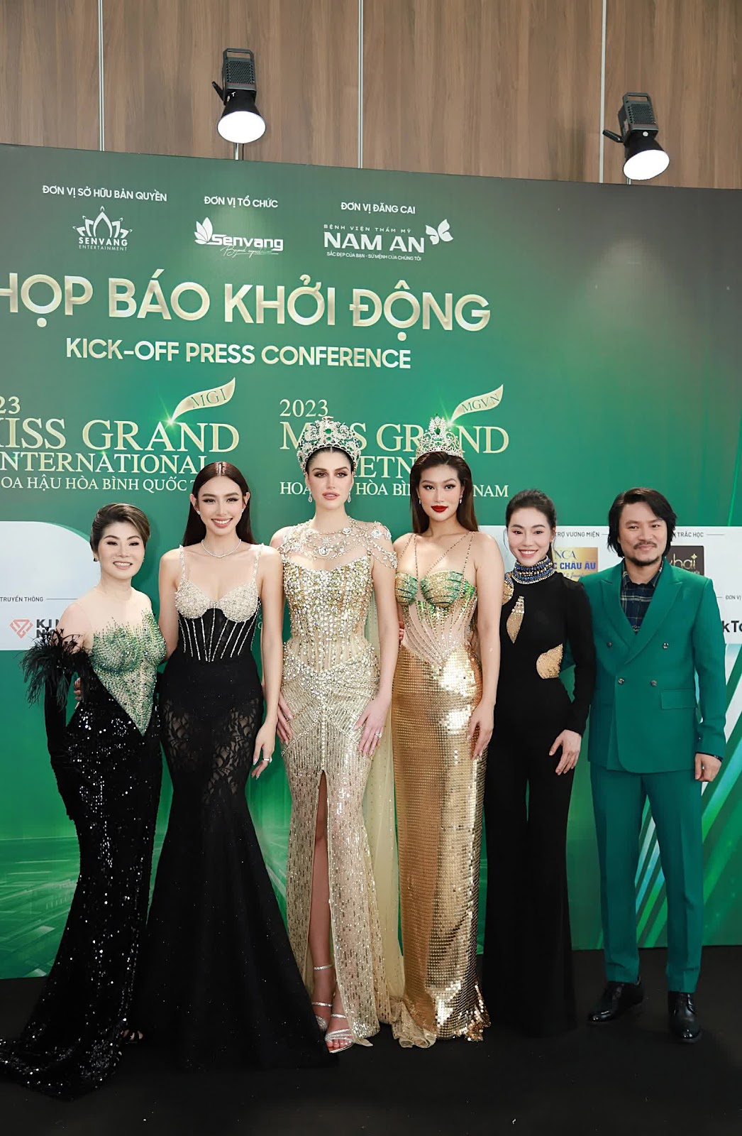 Miss Grand Thailand 2023 gây choáng váng với thí sinh người ngoài hành tinh, nhà Sen Vàng vỗ mặt - Hình 11