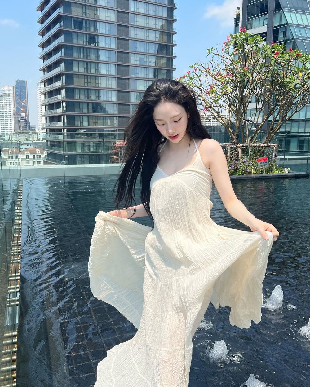 Những thần tượng nữ mang đậm phong cách công chúa mùa hè - Hình 10