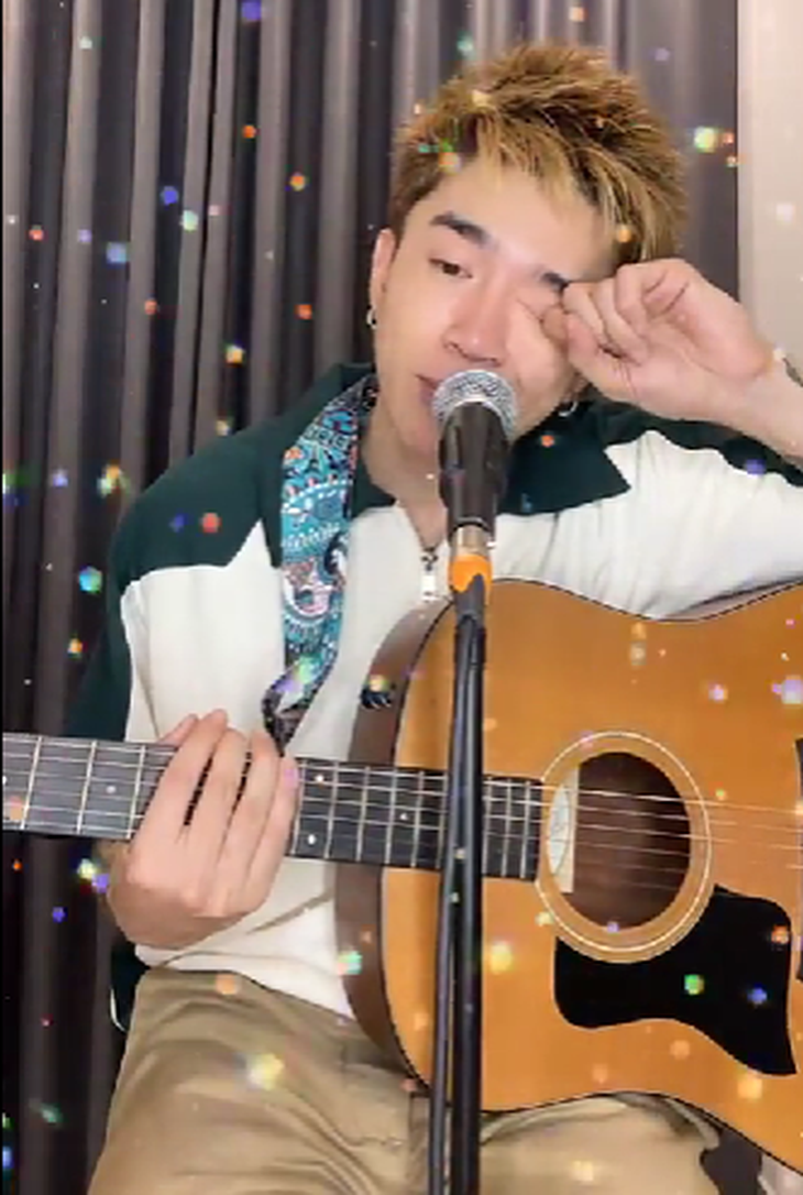 Chi Dân khóc trên livestream, xin lỗi khán giả giữa tin đồn bị công an bắt do dùng chất cấm - Hình 6