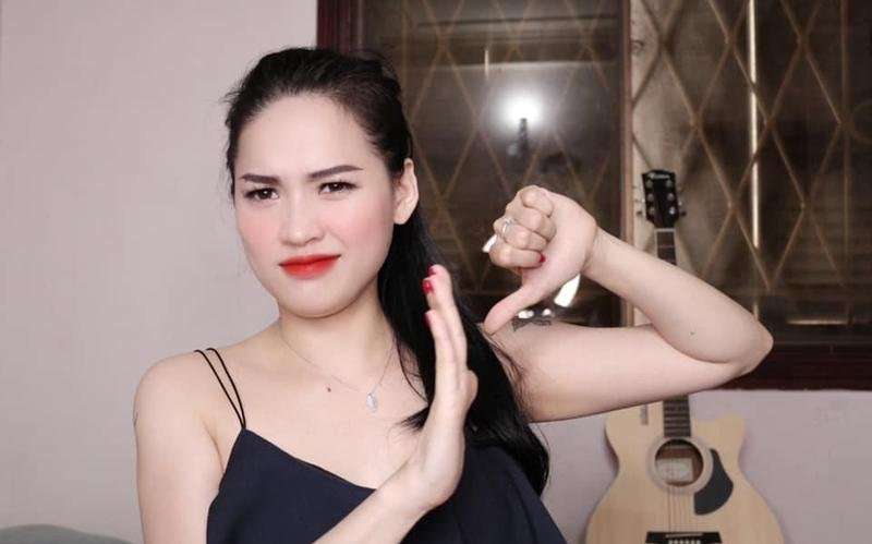 Võ Hà Linh thanh minh việc đạp đổ bát cơm của các nhà thuốc: Không mua hàng online là tụt hậu - Hình 4