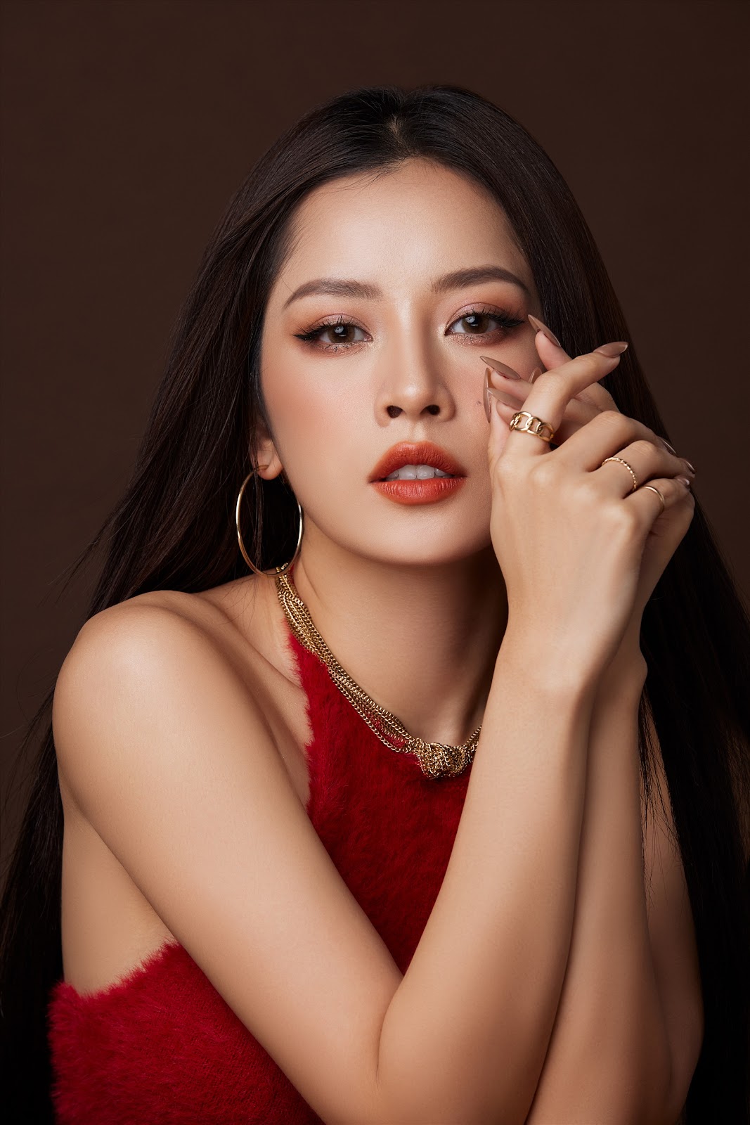 Huỳnh Hiểu Minh phũ với Angela Baby, hành động mờ ám, ngọt ngào với Chi Pu: Tình yêu chớm nở? - Hình 1