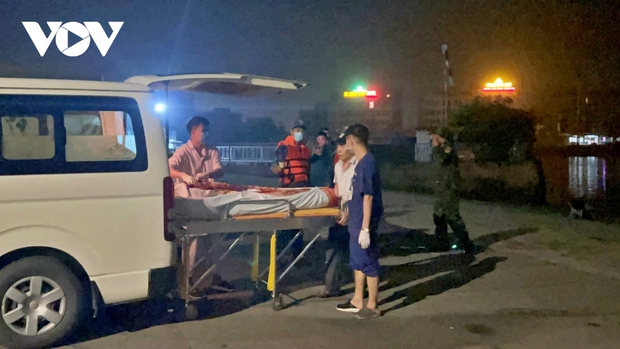Phi công vụ rơi máy bay trực thăng đã tìm thấy xác, lạnh gáy với lời kể người chứng kiến toàn cảnh - Hình 1