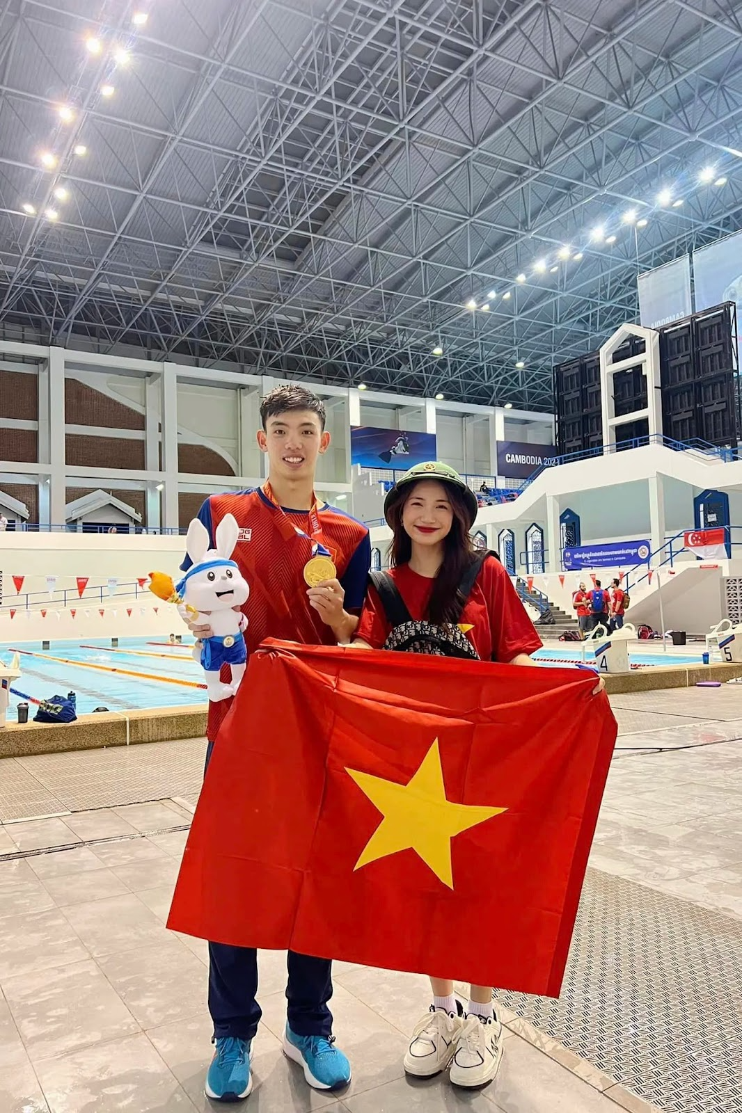 Hoa Minzy officially &quot;closed&quot; the extremely handsome swimming teacher after breaking up with the young master&#39;s lover - Photo 2