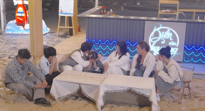 Hoa Minzy officially &quot;closed&quot; the extremely handsome swimming teacher after breaking up with the young master&#39;s lover - Photo 8