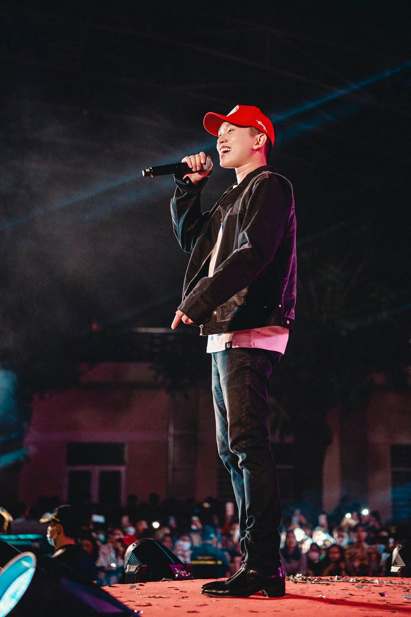 B Ray chàng Bao Chuẩn lắm tài nhiều tật đến quý ông được săn đón nhất cộng đồng Rap Việt - Hình 9