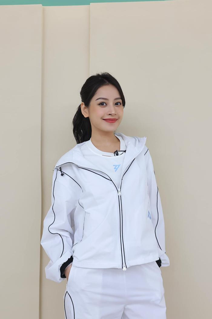 Tỷ Tỷ Đạp Gió Rẽ Sóng nhận lợi khủng nhờ Chi Pu vẫn thẳng tay làm 1 việc cực phũ với cô - Hình 4