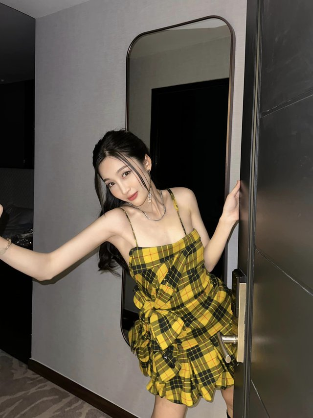 Juky San: Ca sĩ Việt được vinh danh tại Quảng trường Thời Đại Mỹ, ám ảnh vì bị miệt thị ngoại hình - Hình 9
