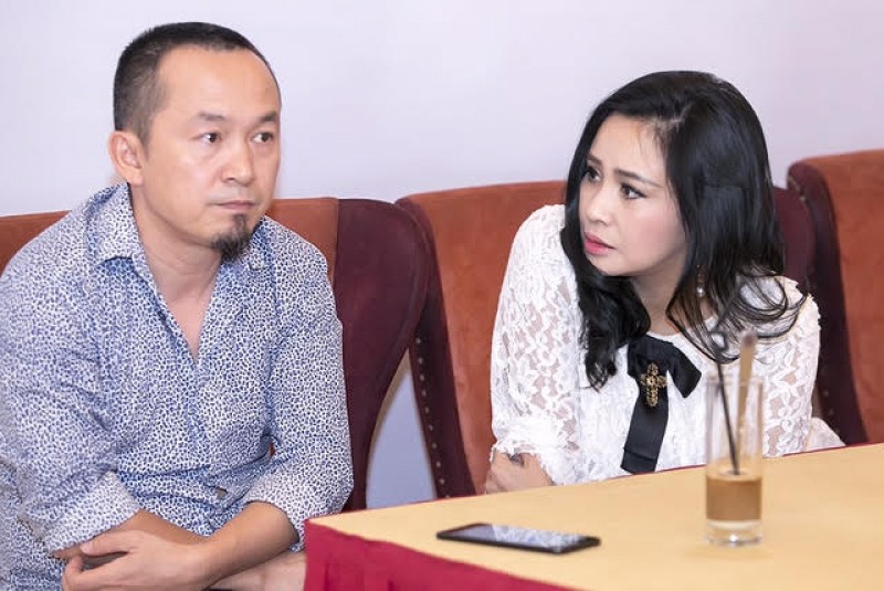 Diva Thanh Lam: Bị bắt ghen tại trận, đổ vỡ 2 đời chồng, sinh con năm 19 tuổi nay U60 sắp cưới lần 3 - Hình 7