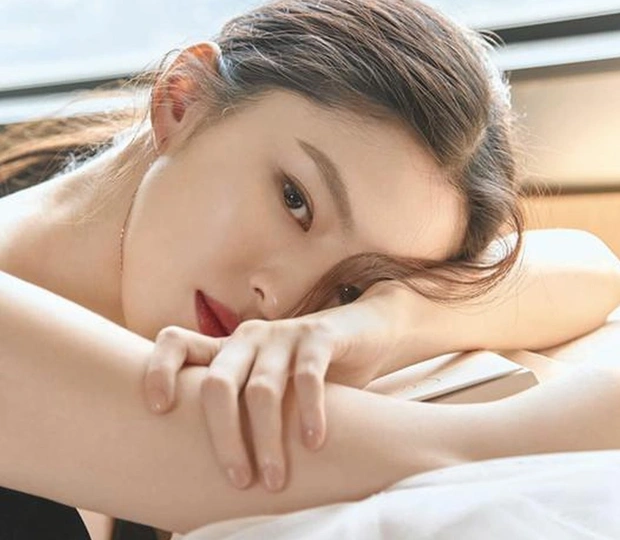 Song Hye Kyo - Han So Hee mâu thuẫn cực căng từ chối đóng phim chung, nội tình đấu đá phức tạp? - Hình 4