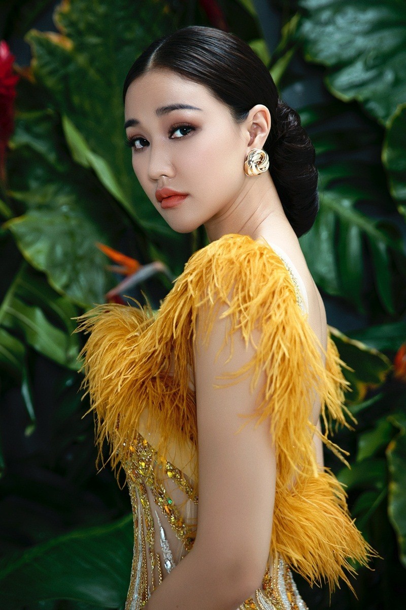 Diễn viên Maya: Tình địch Hồ Ngọc Hà nay làm mẹ đơn thân, bị liệt dây thần kinh phải ăn chay sám hối - Hình 6