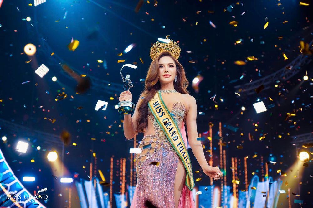 Tân Miss Grand Thailand vừa đăng quang đã bị lật mặt, fan đòi tước vương miện vì không xứng đáng - Hình 1