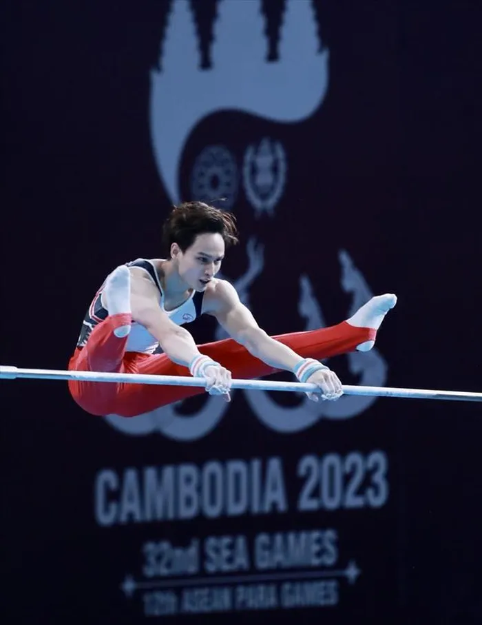 Đinh Phương Thành: Từ suy dinh dưỡng đến nam thần thể dục dụng cụ, cưới vội 2 tháng trước SEA Games - Hình 4