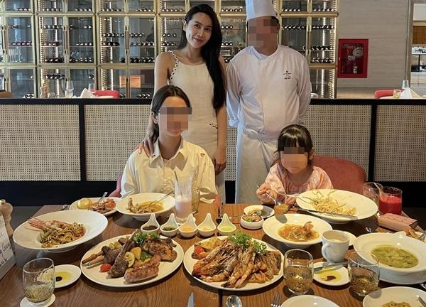 Lưu Hương Giang đưa 2 con đi ăn, nói 1 câu khiến ai nấy đều chạnh lòng, Hồ Hoài Anh phản ứng ra sao? - Hình 1
