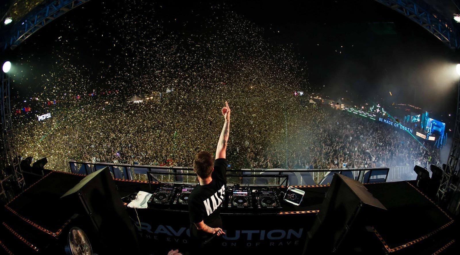 Lễ hội âm nhạc Ravolution quy tụ nhiều DJ đính đám quốc tế - Hình 6