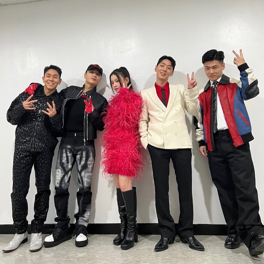 Lee Hi - Adele Hàn Quốc và chặng đường nghệ thuật đầy thăng trầm, đang nổi là bị YG đóng băng - Hình 9