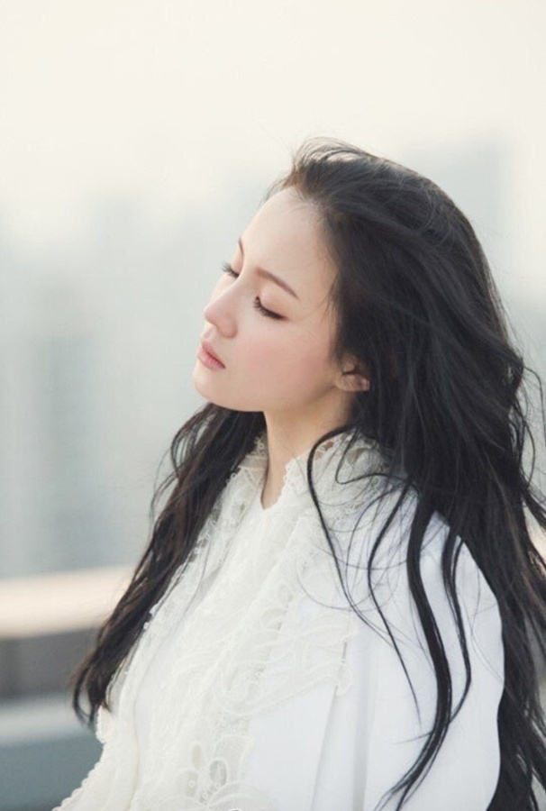 Lee Hi - Adele Hàn Quốc và chặng đường nghệ thuật đầy thăng trầm, đang nổi là bị YG đóng băng - Hình 6