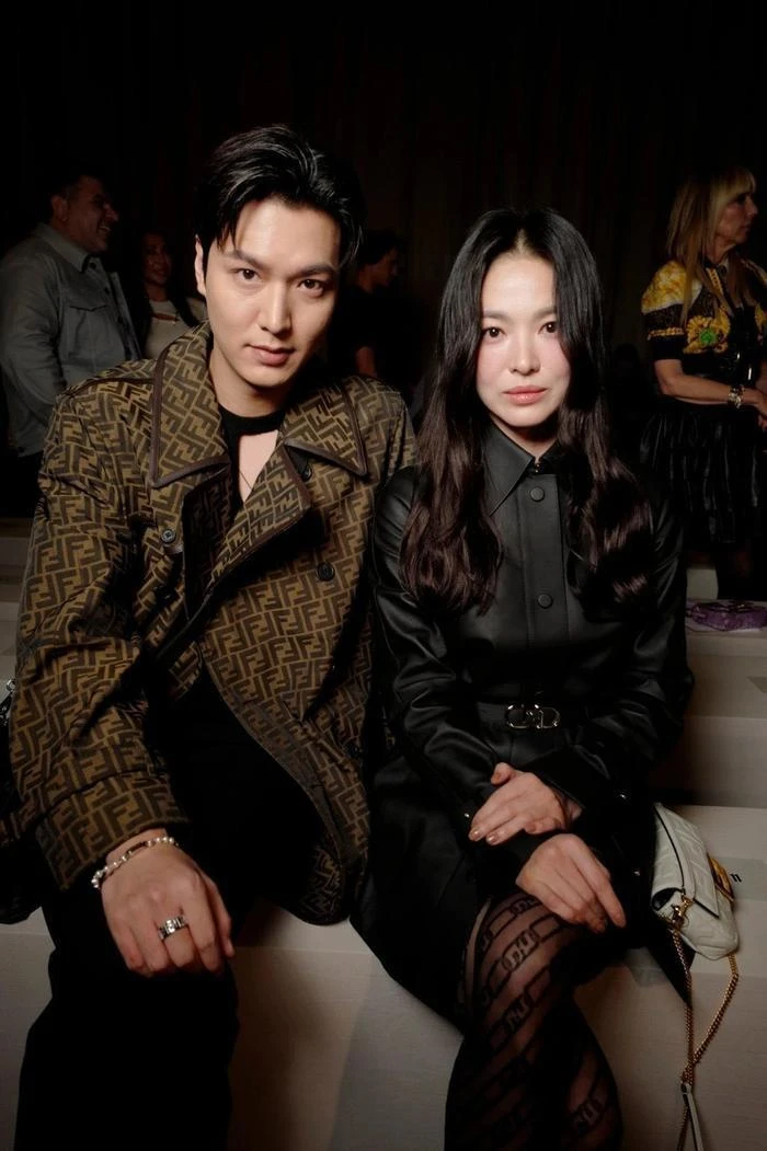 Song Hye Kyo bị bắt gặp đi du lịch với Lee Min Ho, còn mặc đồ đôi, Song Joong Ki ghen tỵ với vợ cũ? - Hình 3