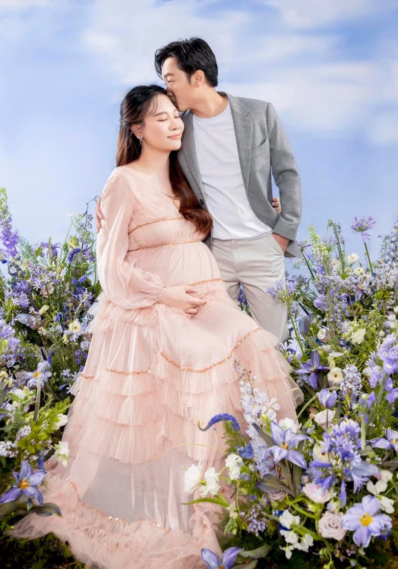 Đàm Thu Trang chính thức lâm bồn sinh con thứ 2 cho Cường Đô La, diện mạo giống bố y khuôn - Hình 7