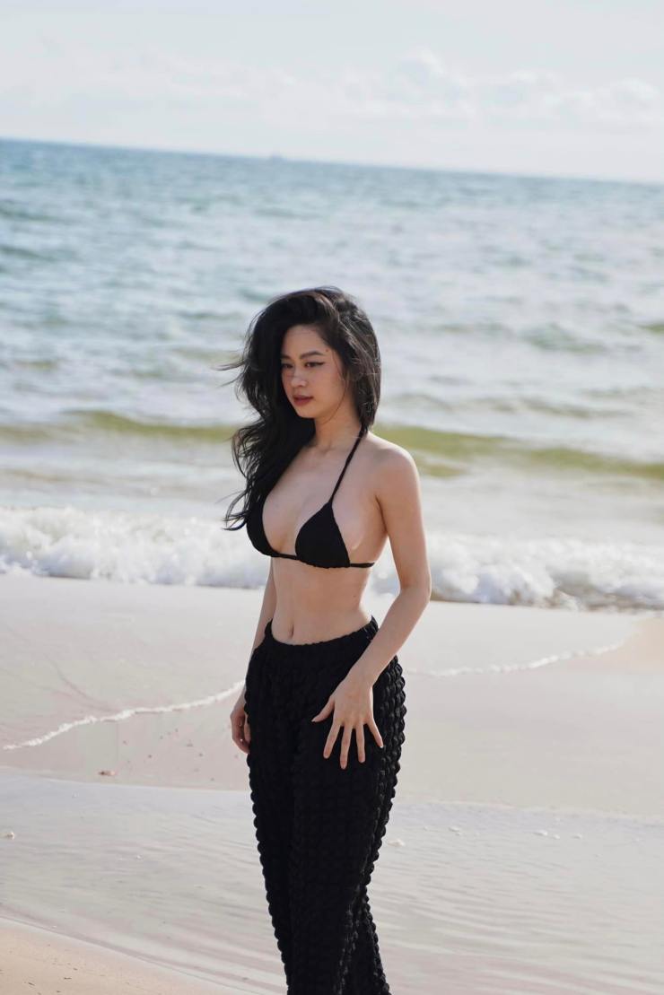 Hot girl tạp hoá Thanh Hoá, Bình Phước: Mặt đẹp, dáng xinh, mặc bình dân vẫn vạn người mê - Hình 5