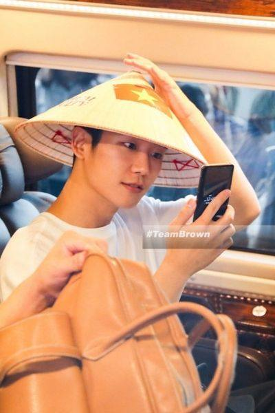 Jung Hae In đến Việt Nam: Mê mẩn với món ăn Việt, âm thầm xuất hiện khiến fan nháo nhào? - Hình 1