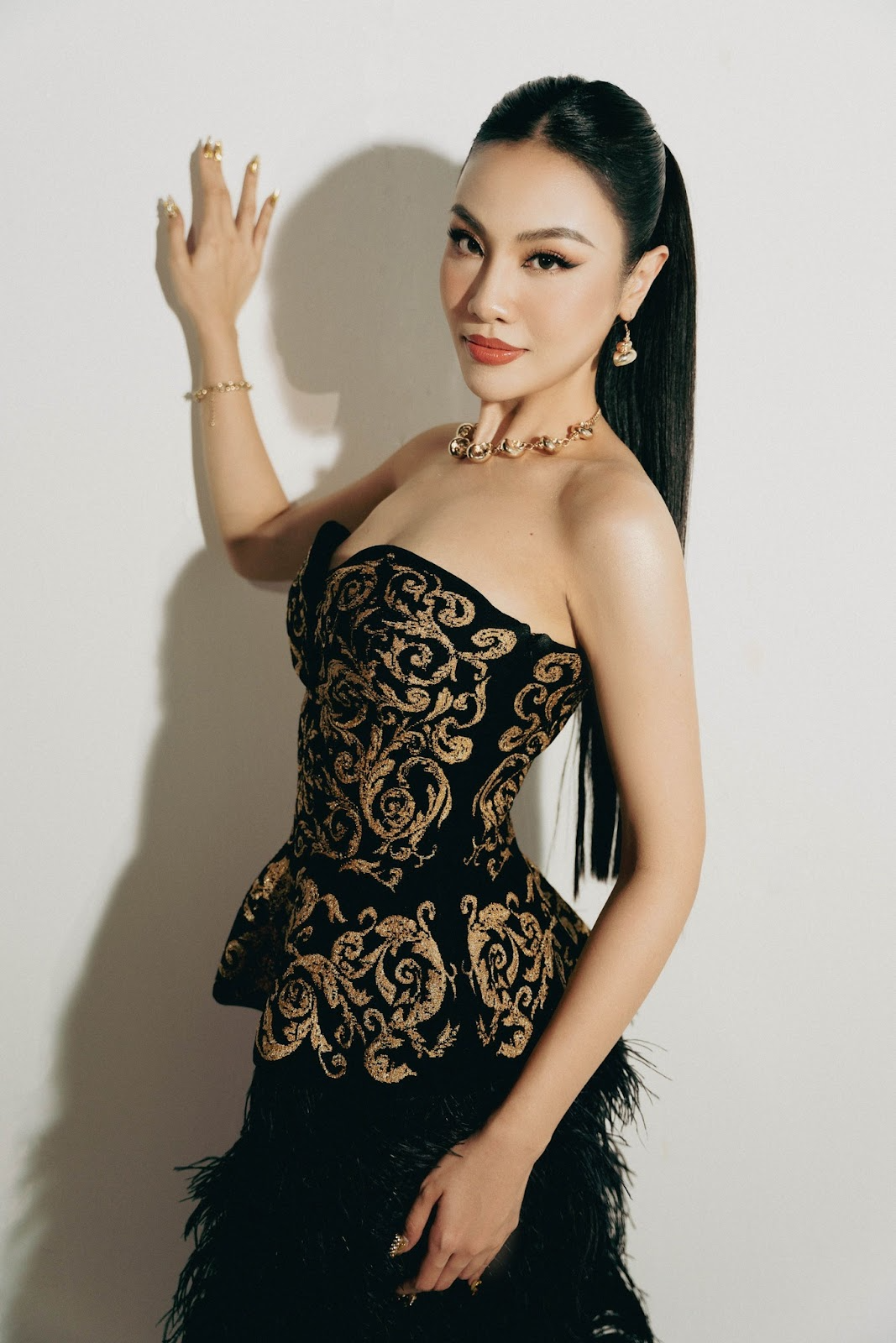 Thủy Tiên chứng tỏ thừa sức cân đẹp dàn mỹ nhân Miss Supranational 2023: Không xuất ngoại hơi phí! - Hình 9