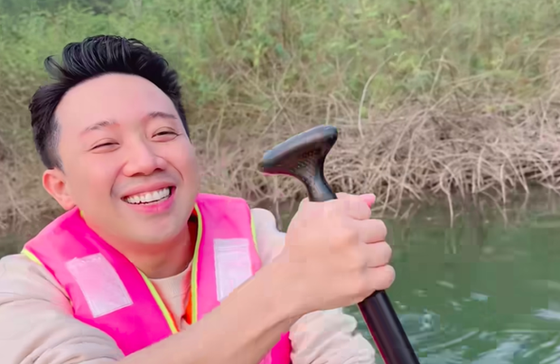 Trấn Thành lần đầu lộ diện giữa ồn ào, Hari Won phản ứng khéo léo bênh vực chồng? - Hình 6