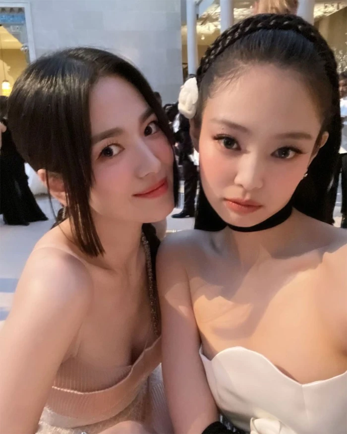 Jisoo tái xuất màn ảnh, danh tính nam thần sánh đôi chị cả Blackpink gây tò mò, fan sợ lại diễn đơ? - Hình 6