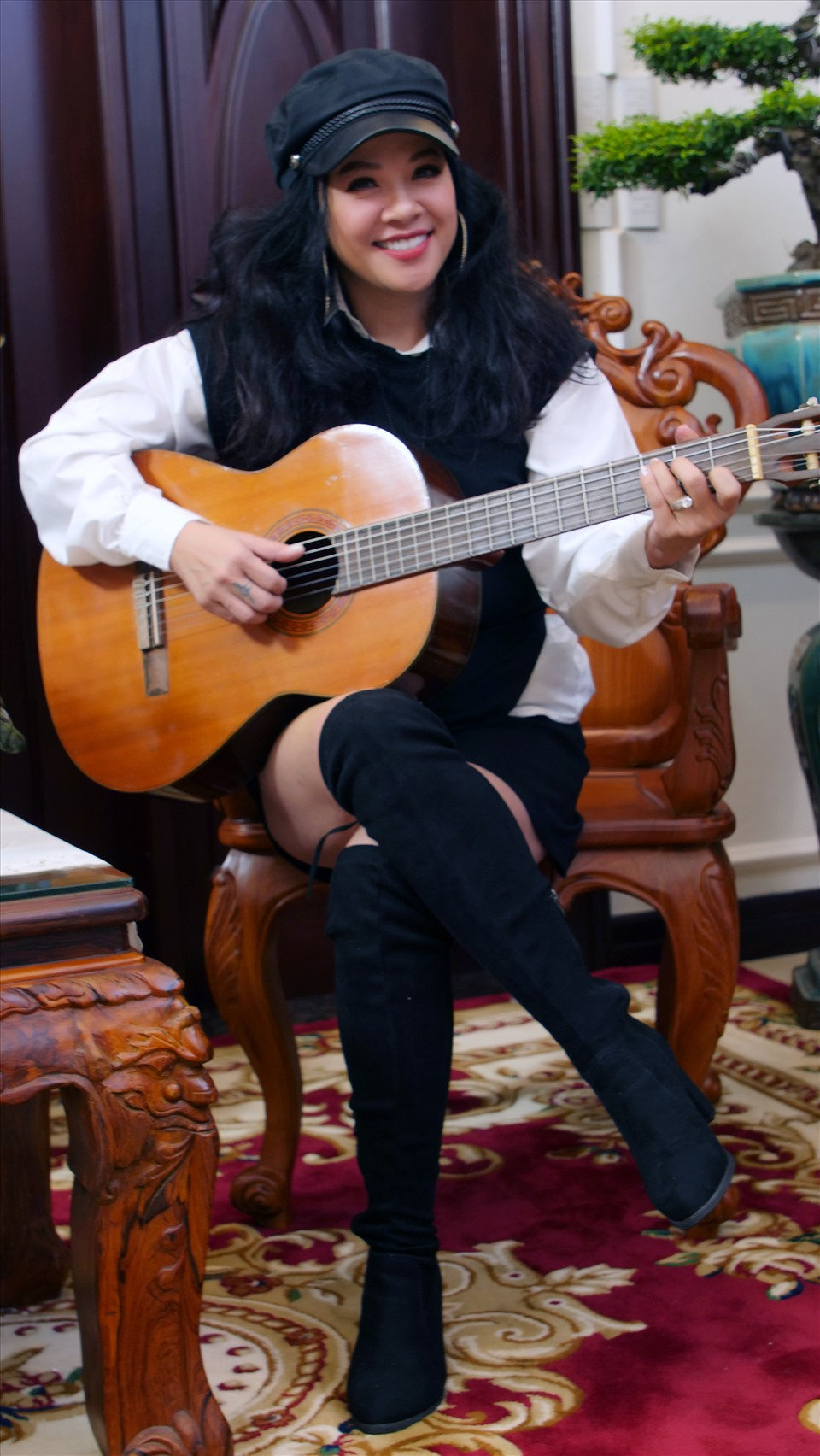 Thanh Hoa - Nữ hoàng nhạc Pháp: 2 đời chồng, bỏ học đi hát, giờ giàu có nhờ buôn bất động sản - Hình 7