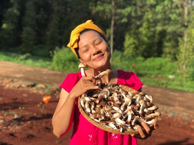 Kiều Trinh đăng đàn than thở, kể về biến cố: Đời tôi tệ hơn bất kỳ bộ phim nào tôi đã tham gia - Hình 7