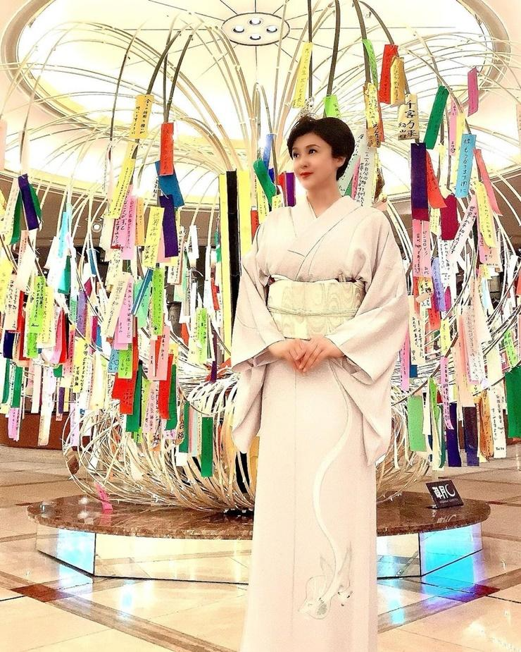 Norika Fujiwara - Hoa hậu Nhật Bản đẹp nhất lịch sử: Tình cũ Quách Phú Thành, ê chề vì yêu bồ người - Hình 3