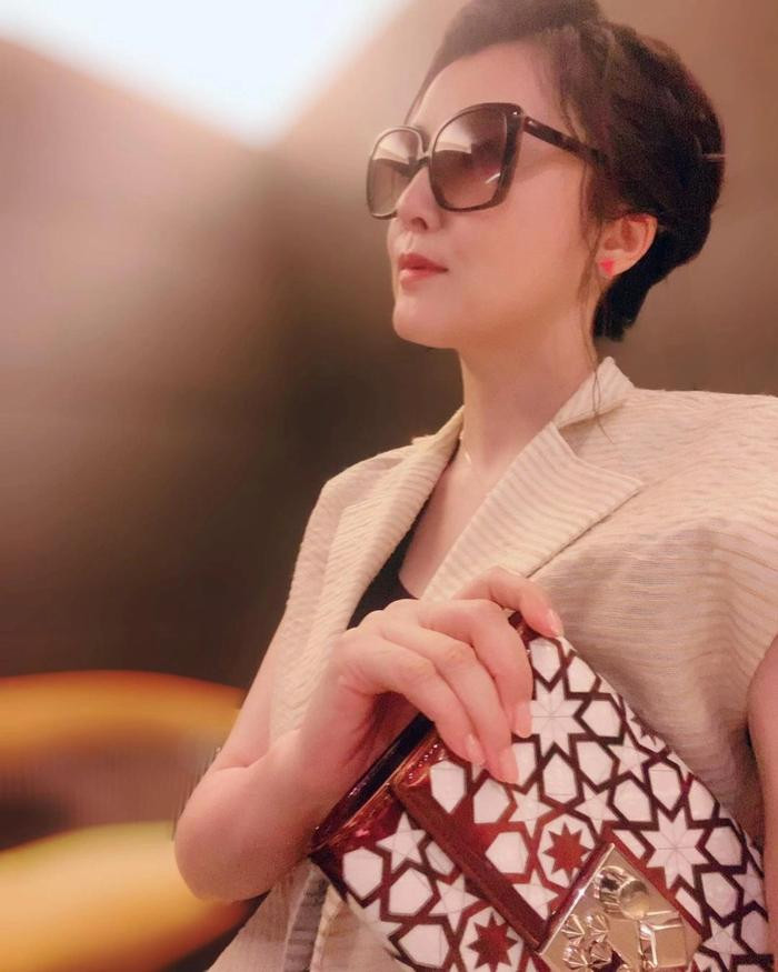 Norika Fujiwara - Hoa hậu Nhật Bản đẹp nhất lịch sử: Tình cũ Quách Phú Thành, ê chề vì yêu bồ người - Hình 9
