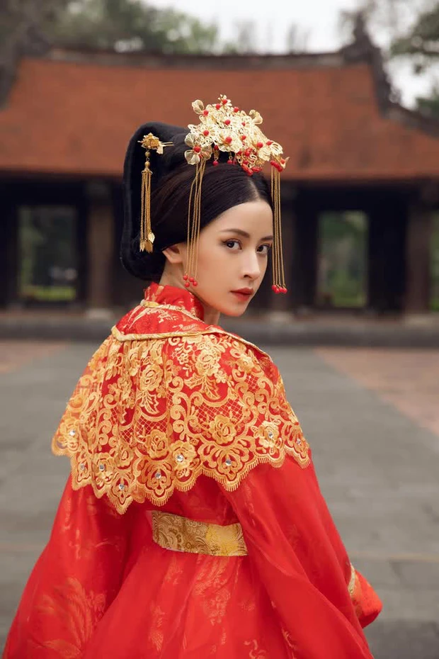 Tỷ tỷ đạp gió: Chi Pu đắc tội với fan Trung, 1 thành viên chung nhóm lao đao vì bị tố giả tạo - Hình 10