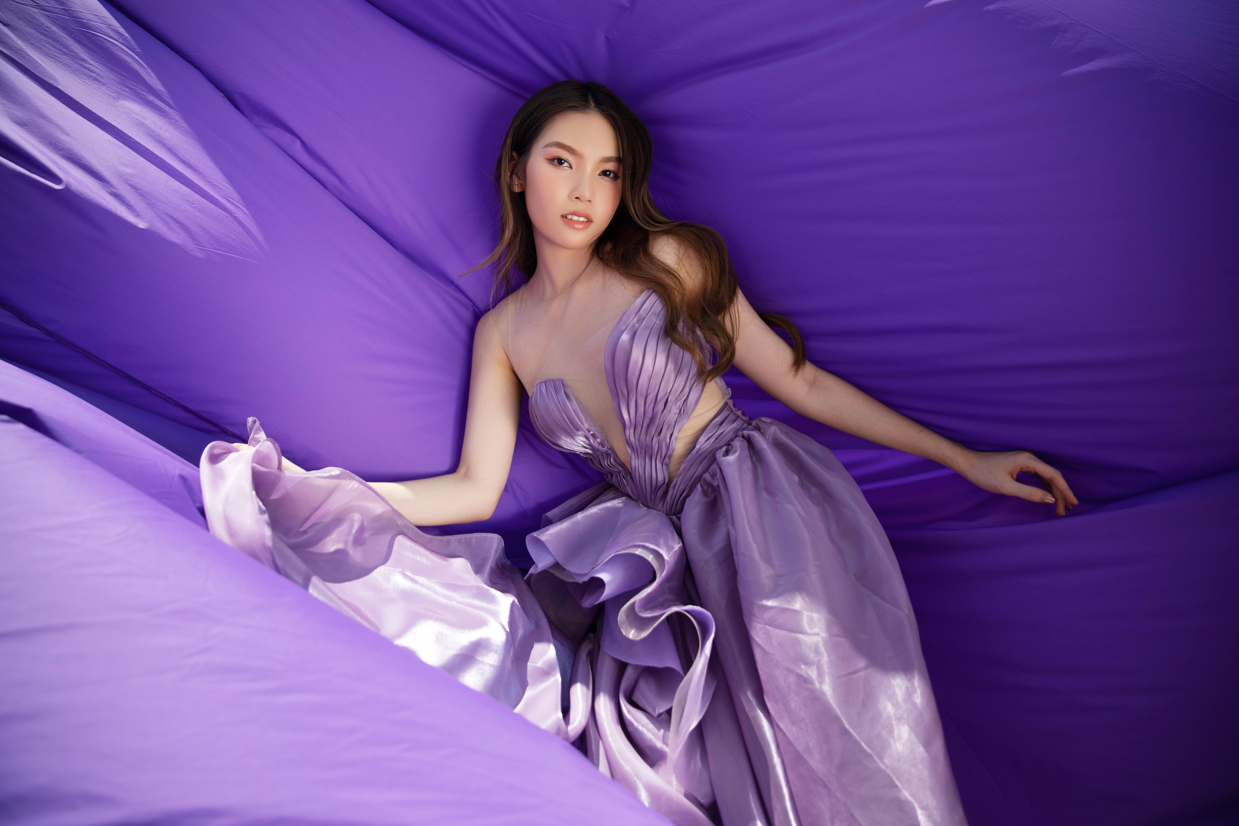 Học trò cưng Ngọc Châu của siêu mẫu Xuân Lan debut với vai trò mới tại show DRFW 2023 - Hình 7