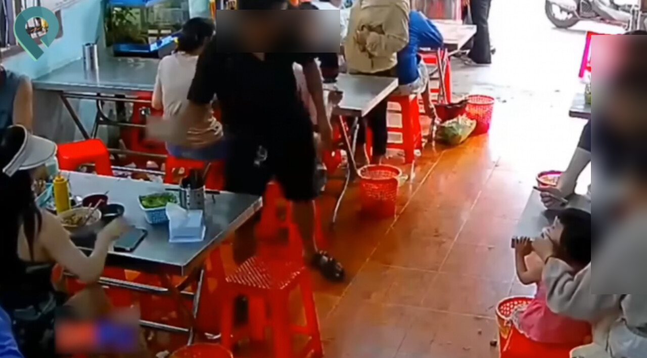 Nam thực khách đi ăn giở thói côn đồ, đập nát bát đũa, đòi mua nhang cúng chủ quán chỉ vì nhầm món - Hình 6