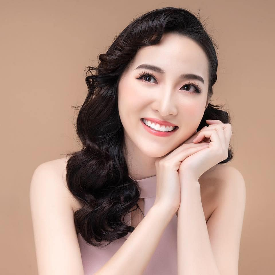 Hoàng Mai Anh: Cầm 4 triệu Nam tiến, bóc trần góc tối vbiz, lên chùa trốn vì nữ quản lý - Hình 2