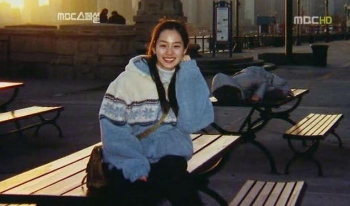 Song Hye Kyo tiếp tục tái xuất, công khai cạnh tranh khốc liệt với Kim Tae Hee và Son Ye Jin - Hình 4