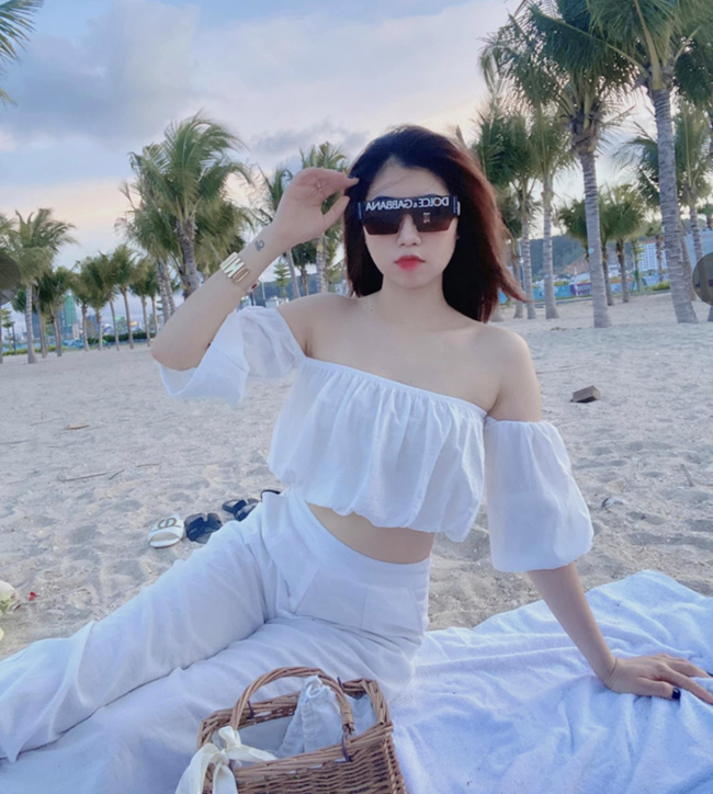 Em gái Văn Toàn gây sốt với diện mạo ngày càng xinh, dàn cầu thủ đua nhau xin làm em rể - Hình 8