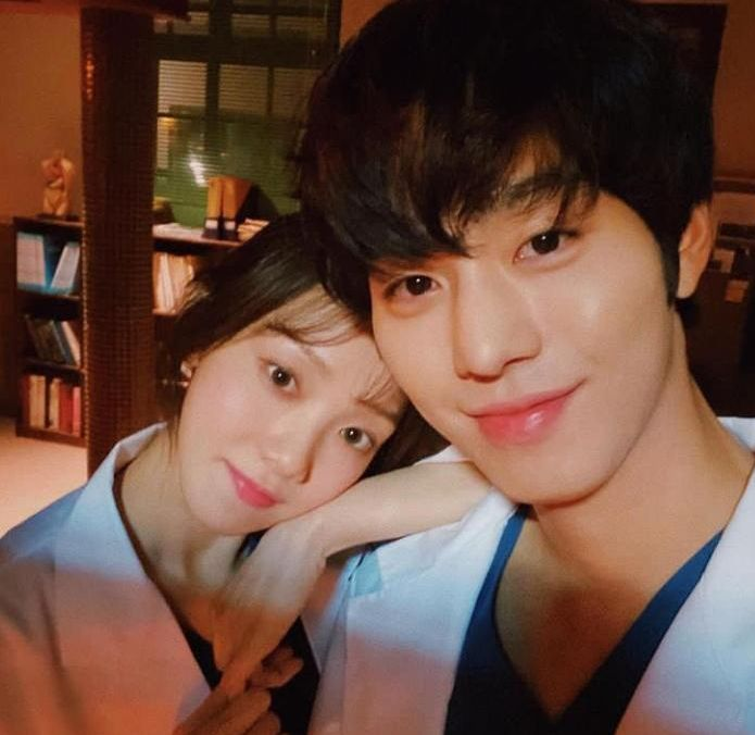 Kim Se Jeong phủ nhận hẹn hò vì Ahn Hyo Seop - Lee Sung Kyung mới là cặp phim giả tình thật? - Hình 9