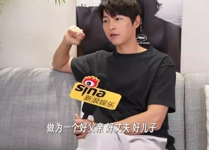 Song Joong Ki tiết lộ lý do chọn sinh con ở Ý chứ không phải Hàn Quốc, Song Hye Kyo chạnh lòng - Hình 4