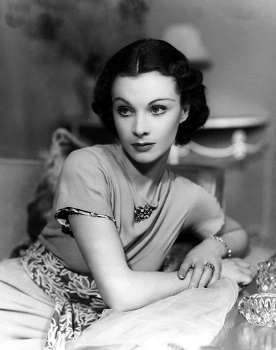 Vivien Leigh Cuốn theo chiều gió: Bi kịch từ phim ra đời thực và loạt bí mật rúng động Hollywood - Hình 1