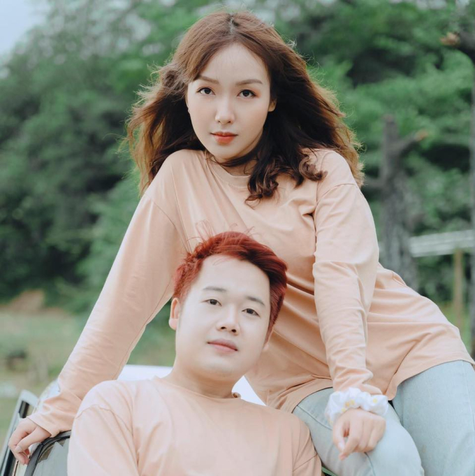 Hot Tiktoker Chu Tiểu Han tung tin nhắn gạ đi tour giá hàng chục nghìn đô hậu chia tay bạn trai? - Hình 1