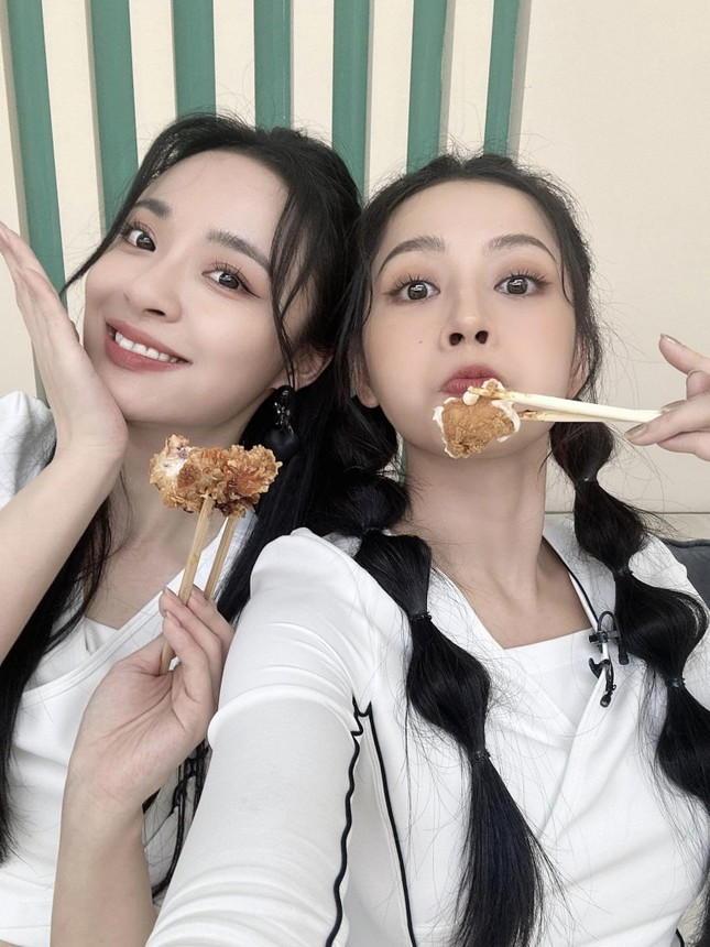 Tỷ Tỷ Đạp Gió: Chi Pu giành vị trí số 1, Amber có động thái lạ tỏ thái độ? - Hình 9