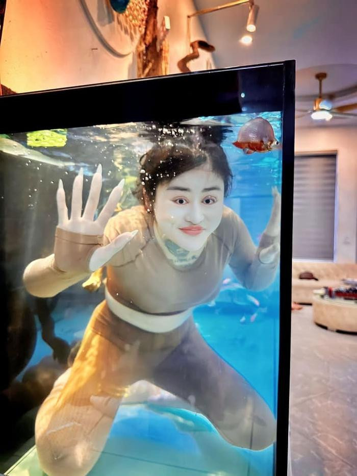 Hotgirl bể cá Ngân Baby bật mí về chồng sắp cưới, gây sốc khi hé lộ thu nhập gần 1 tỷ/tháng - Hình 1