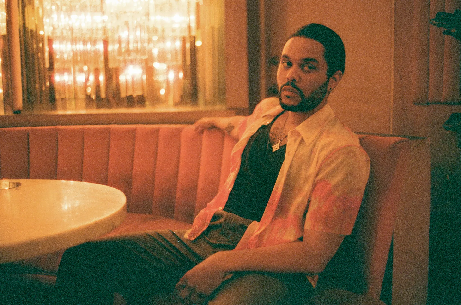 The Weeknd thông báo tin vui cùng Jennie nhưng Jimin bị chỉ trích: Chuyện gì đây? - Hình 4