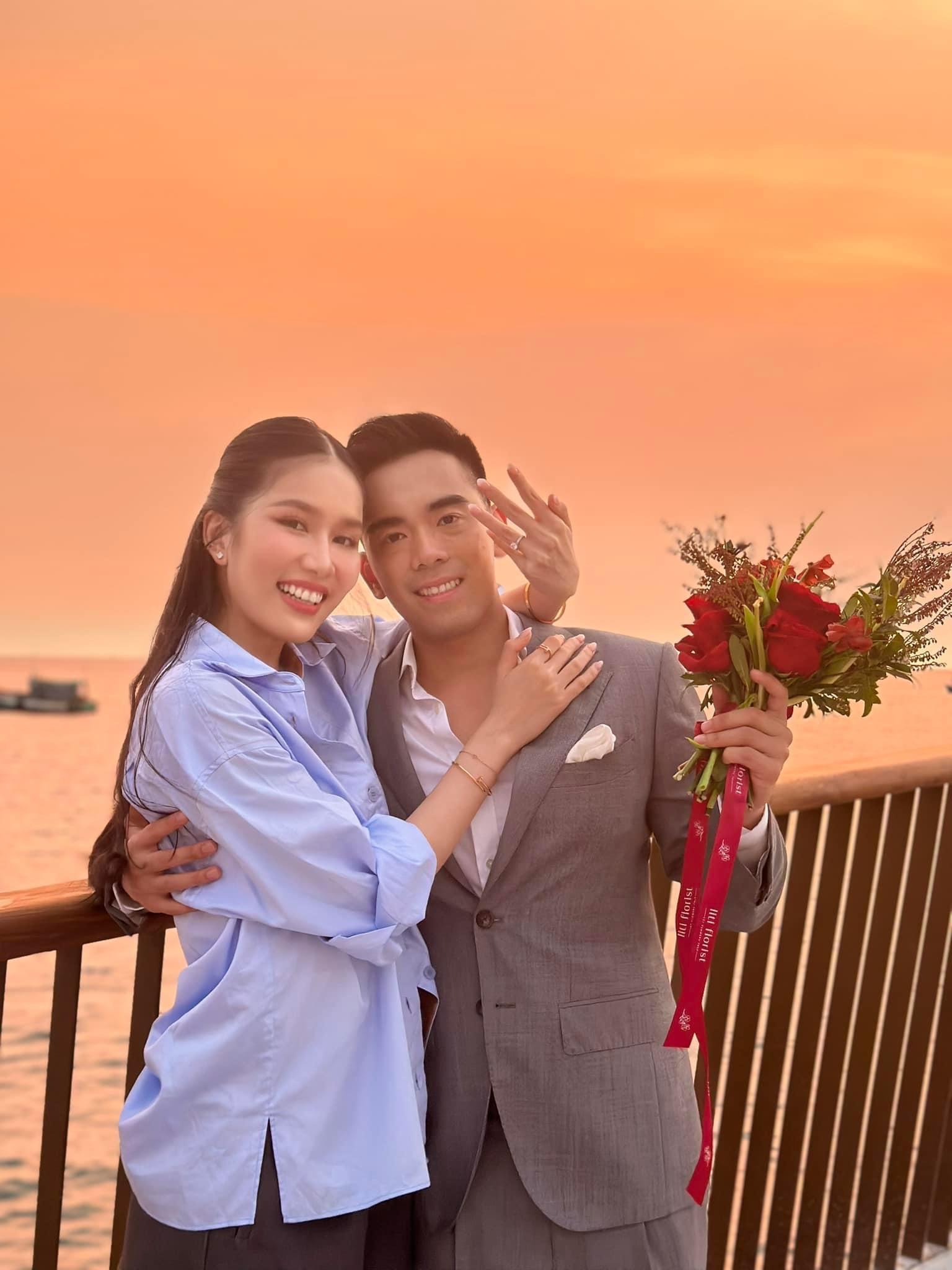 Á hậu Phương Anh lộ vòng 2 phình to, nghi vấn đang mang bầu phải vội cưới chồng doanh nhân - Hình 7