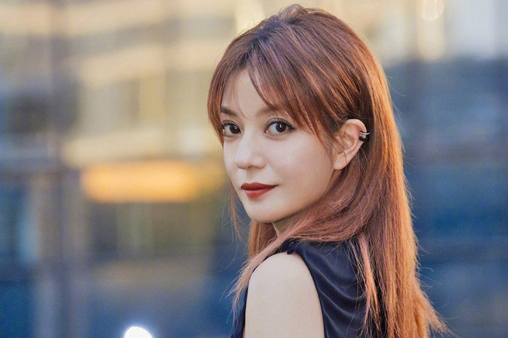 Triệu Vy lộ diện, tung tích bí ẩn gây sốc toàn cầu: Có biến mới sắp xảy ra? - Hình 6