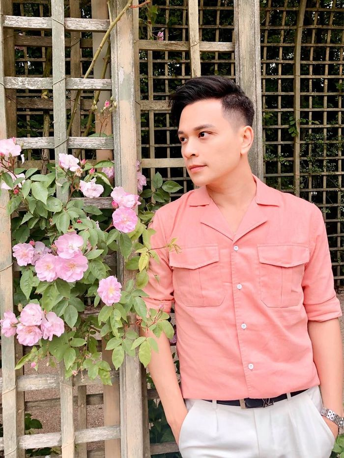 Danh Tùng: Cậu ấm đa tài của làng giải trí và chuyện tình cảm gây tò mò với MC Thùy Linh? - Hình 8
