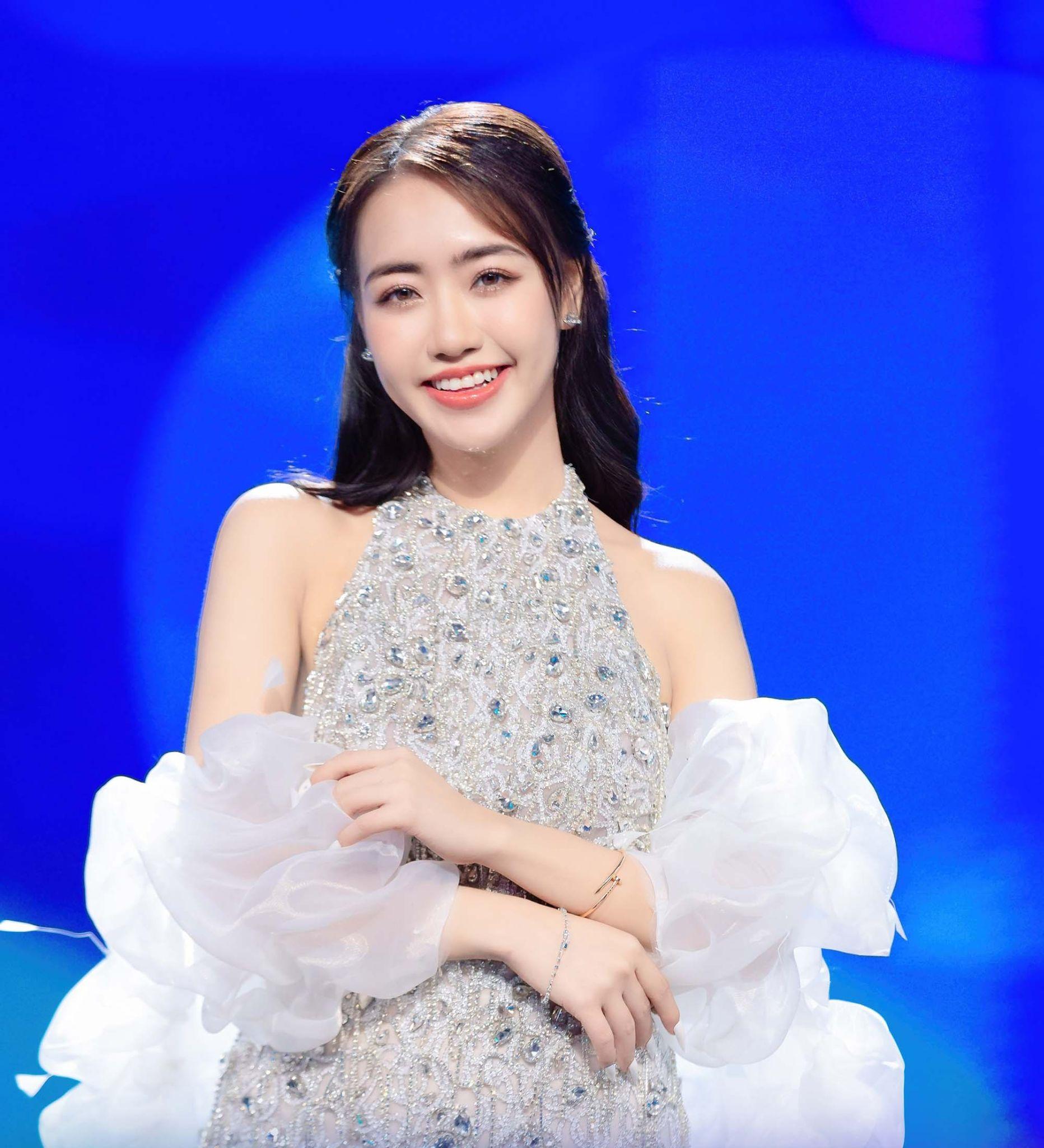 Người ấy là ai tập 7: Nữ chính là hotgirl đình đám, Bright Norraphat xuất hiện gây sốt - Hình 3