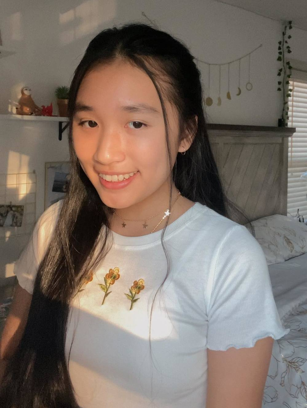 Jenny Huỳnh về Việt Nam nghỉ hè trước khi vô Stanford, fan nghi vấn về gặp BLACKPINK? - Hình 8